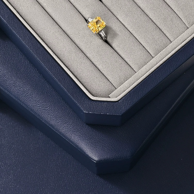 High-grade PU leather jewelry box microfiber with lock ring necklace jewelry display storage box