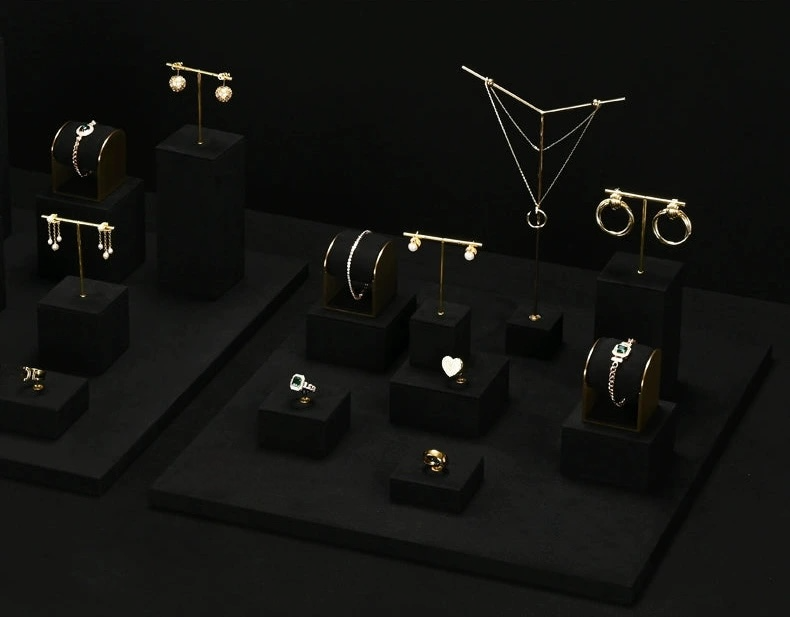 Luxury jewelry display props, high-end metal microfiber necklace, ring counter, jewelry display rack