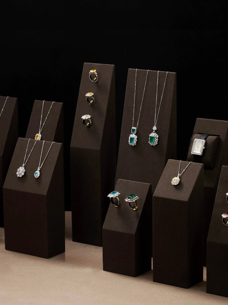 Jewelry display shelves, high-end rings, watches, necklaces, counters, window displays, jewelry display props