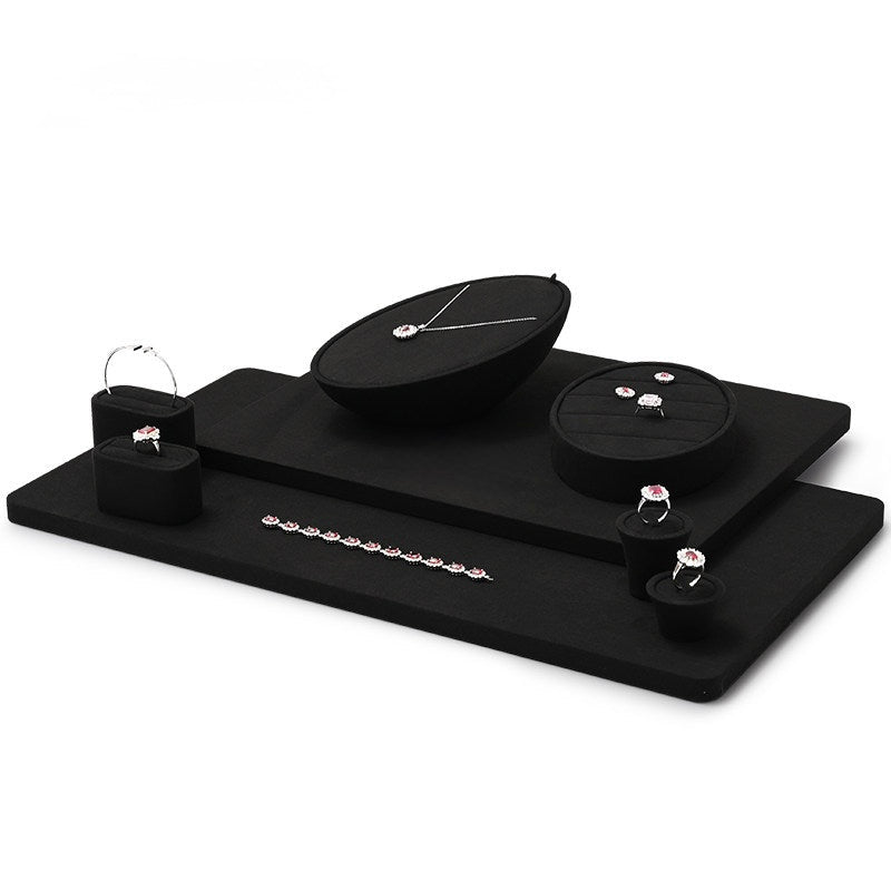 Jewelry window display, high-end rings, earrings, necklaces, jewelry display packaging - Jim Display