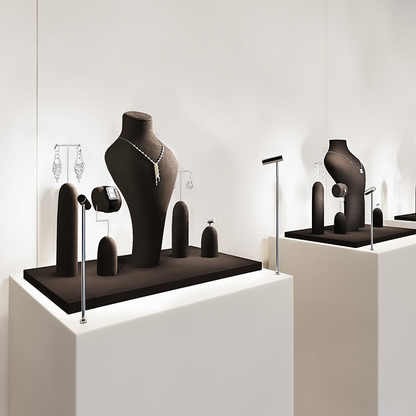 Luxury jewelry rack, coffee necklace, earrings, watch rings, and display props in the counter