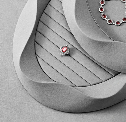 Pearl jewelry pallets, jewelry pallets, microfiber rings, necklaces, earrings, bracelets, display props