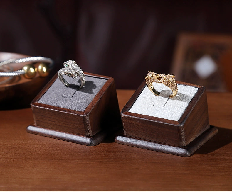 Solid Wood Jewelry Display Props, Ring Base, Jewelry Display Stand, Window Counter, Ring Display Stand
