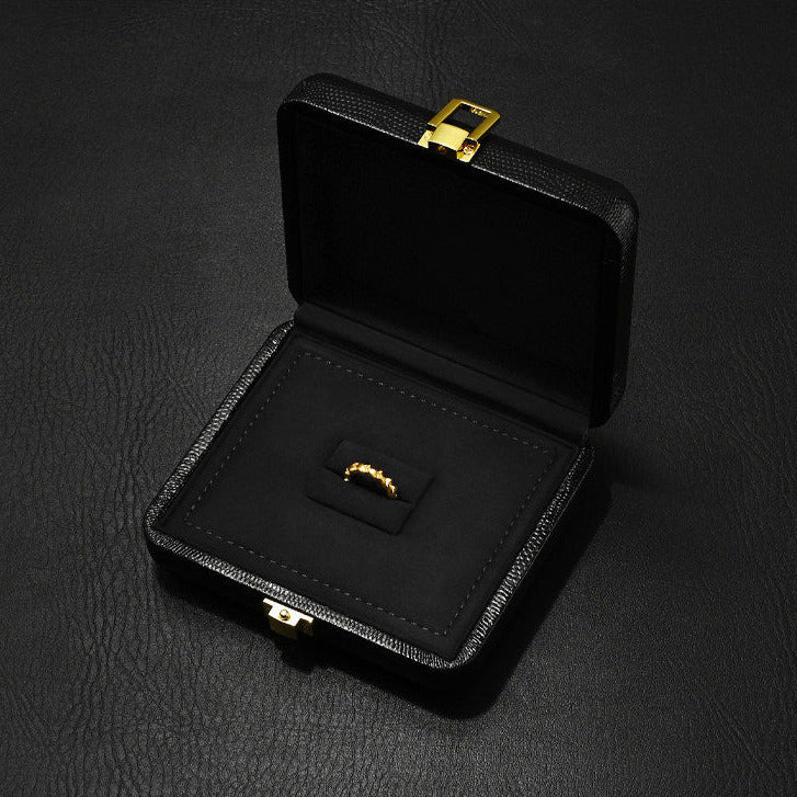 Luxury jewelry box, high-end leather rings, necklaces, earrings, jewelry storage box, display display packaging