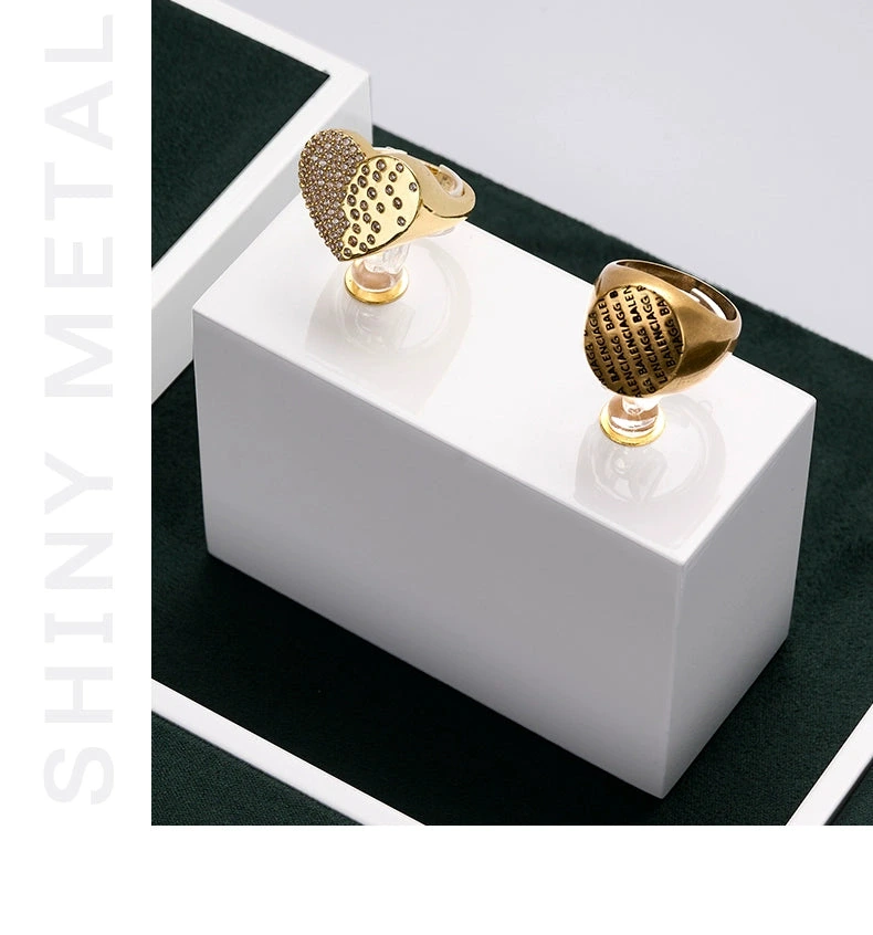 High-end jewelry display rack light luxury rings, bracelets, necklaces, earrings, counter jewelry display props