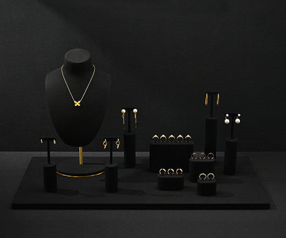 Luxury jewelry display shelf, rings, earrings, necklaces, jewelry display props, window display shelves