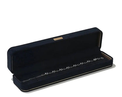 Dark blue long chain box 23.5x6x4cm