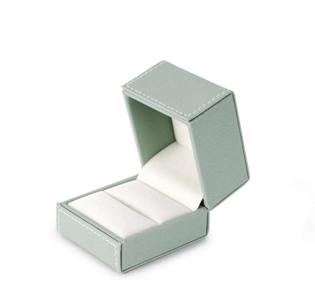 H12001 - Ring Box 6x7x6cm