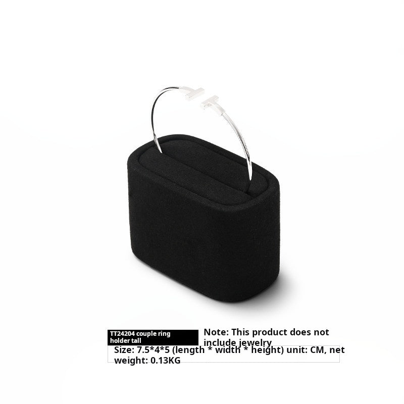 Jewelry window display, high-end rings, earrings, necklaces, jewelry display packaging - Jim Display